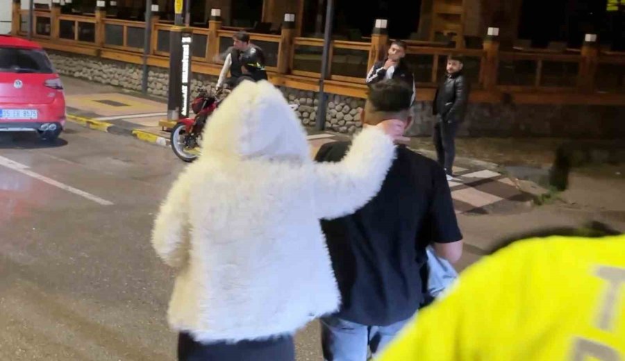 Polise Önce Yalvardı Sonra Küfürler Edip Kaçtı: O Anlar Kamerada