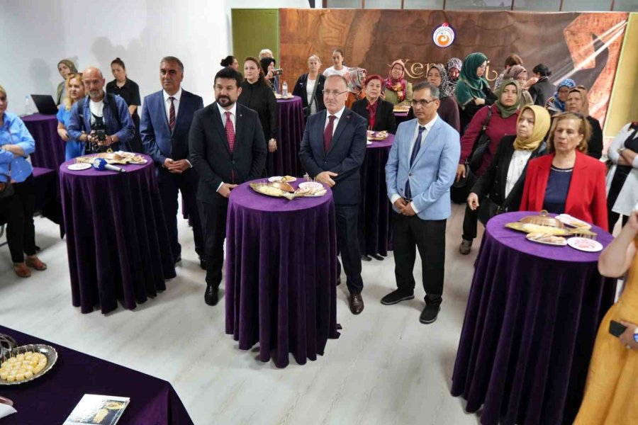 Finike Portakallı Lokum Antalya’da Vatandaşlarla Buluştu