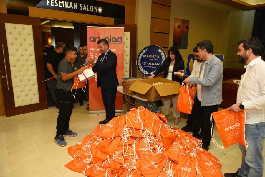 Genç Zihinler Aynı Çatı Altında Buluştu