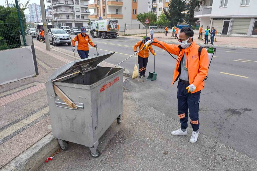 Mersin Büyükşehir Belediyesinden Kurban Bayramı Öncesi Temizlik Seferberliği