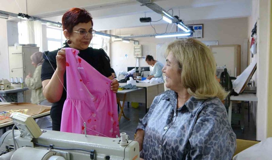 20 Yıllık Azim Öğretmenliğe Kavuşturdu: 20’nci Kez Girdiği Kpss İle Hayaline Ulaştı