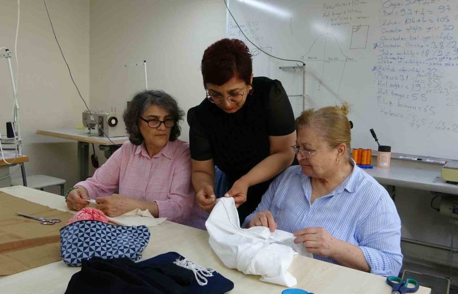 20 Yıllık Azim Öğretmenliğe Kavuşturdu: 20’nci Kez Girdiği Kpss İle Hayaline Ulaştı