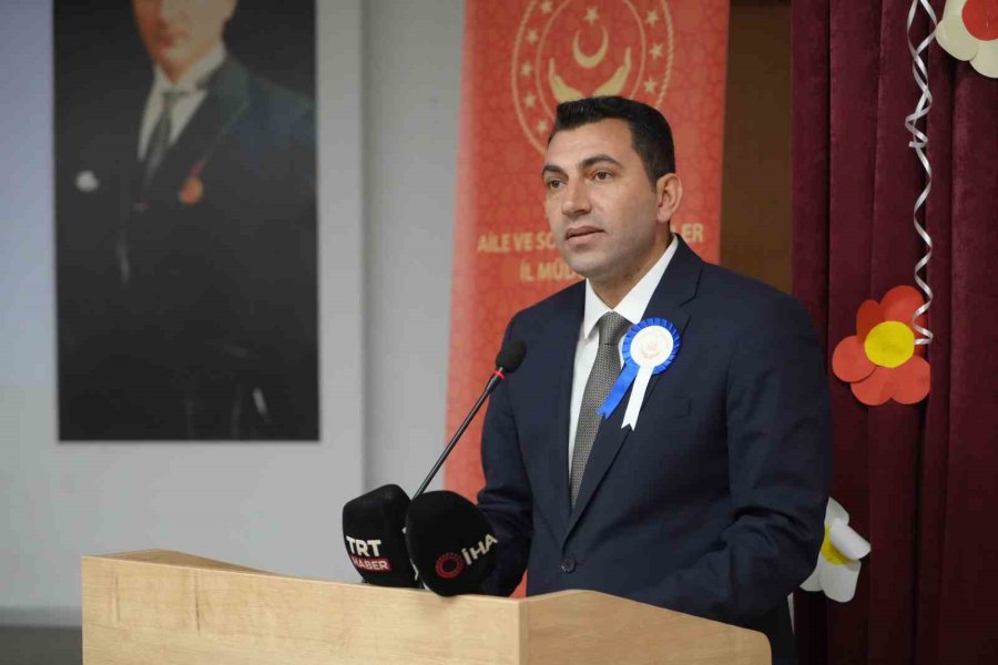 Niğde Vali Yardımcısı Divili: "nüfusun Kendini Yenileme Seviyesi 2,10’dur, Konu 1 Yıllık Çalışmalarla Çözülebilecek Konu Olmaktan Çıkmıştır"