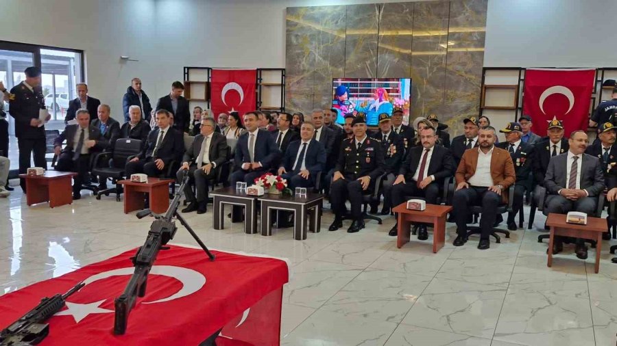 Karaman’da 16 Özel Birey Yemin Ederek Bir Günlük Asker Oldu