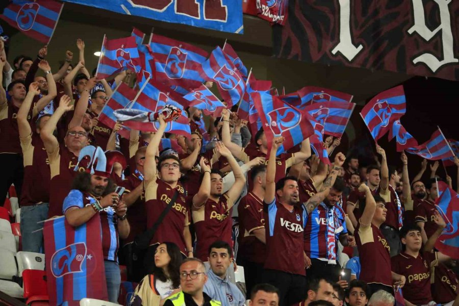 Ziraat Türkiye Kupası: Trabzonspor: 1 - Konyaspor 0 (ilk Yarı)
