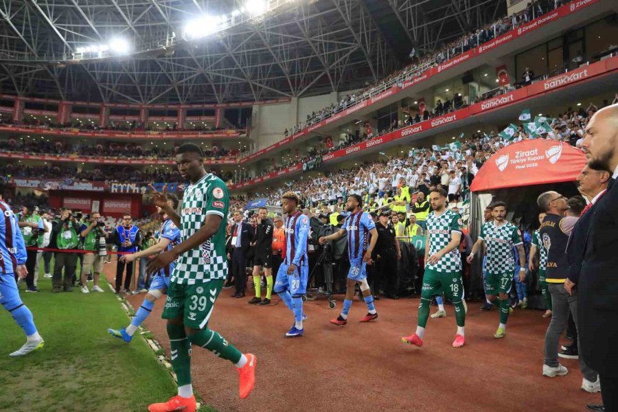 Ziraat Türkiye Kupası: Trabzonspor: 1 - Konyaspor 0 (ilk Yarı)