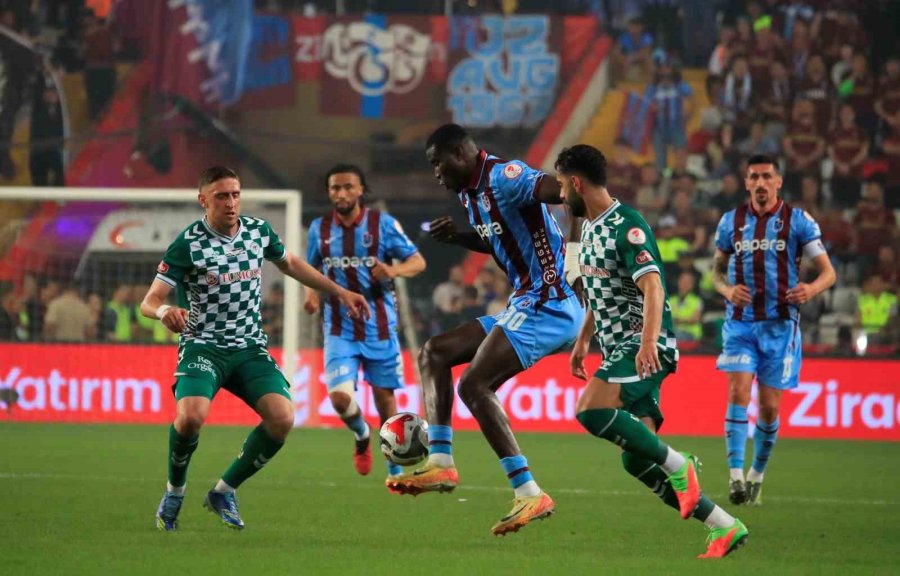 Ziraat Türkiye Kupası: Trabzonspor: 1 - Konyaspor 0 (ilk Yarı)