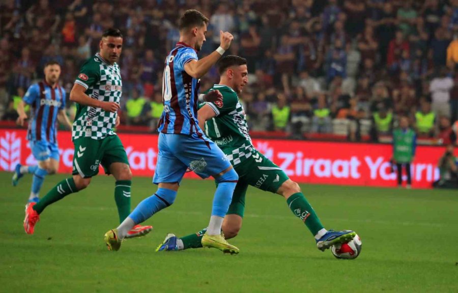 Ziraat Türkiye Kupası: Trabzonspor: 1 - Konyaspor 0 (ilk Yarı)