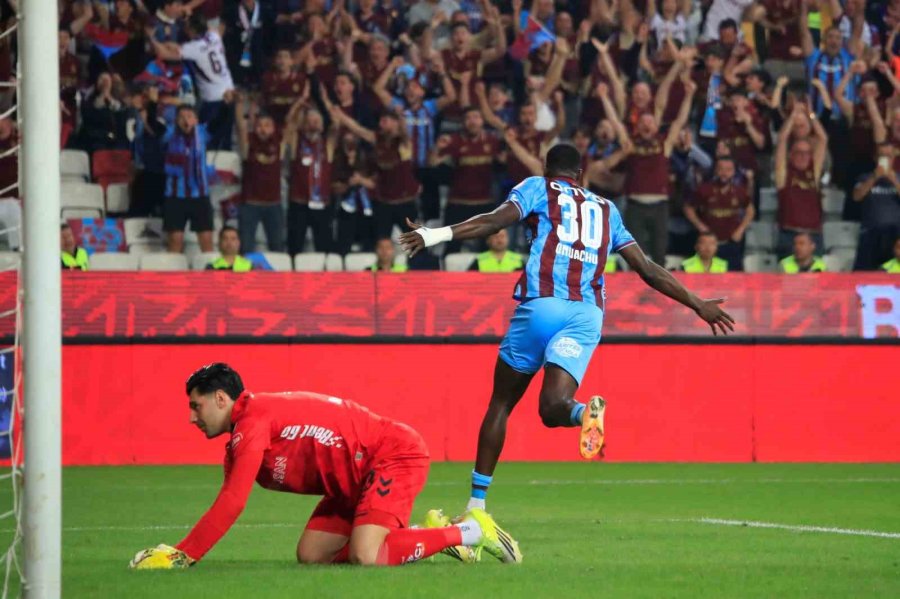 Ziraat Türkiye Kupası: Trabzonspor: 1 - Konyaspor 0 (ilk Yarı)