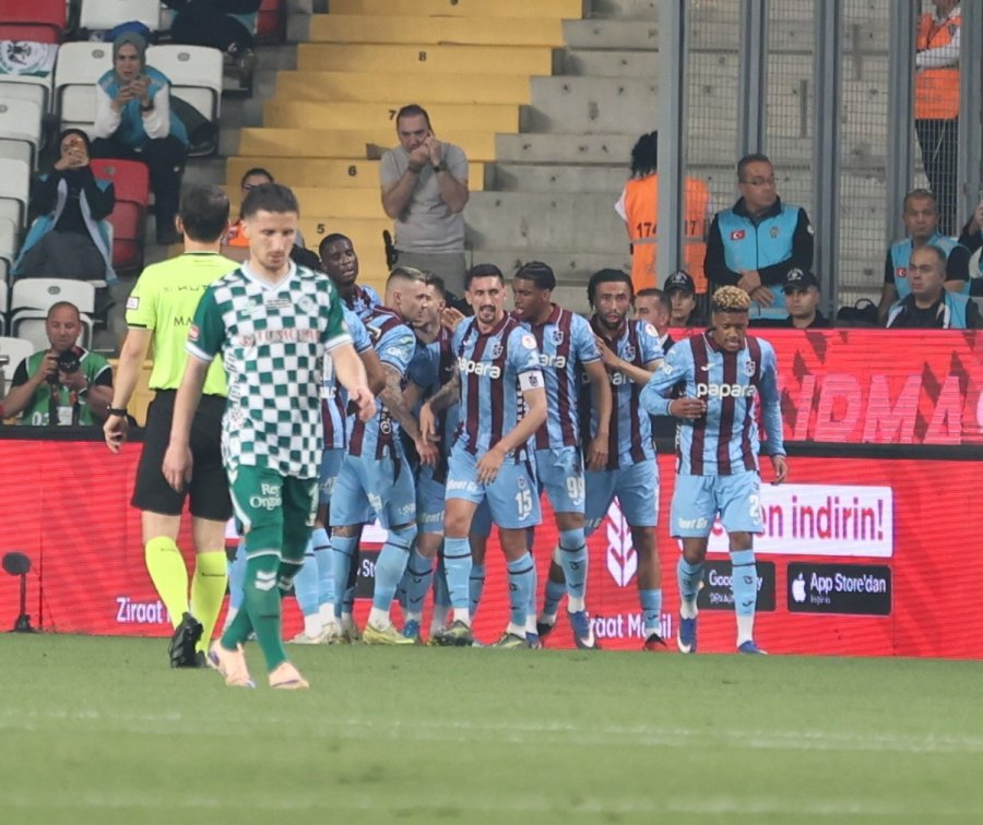 Ziraat Türkiye Kupası: Trabzonspor: 1 - Konyaspor 0 (ilk Yarı)