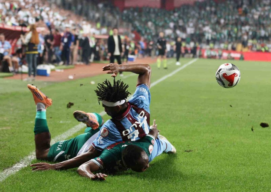 Ziraat Türkiye Kupası: Trabzonspor: 1 - Konyaspor 0 (ilk Yarı)