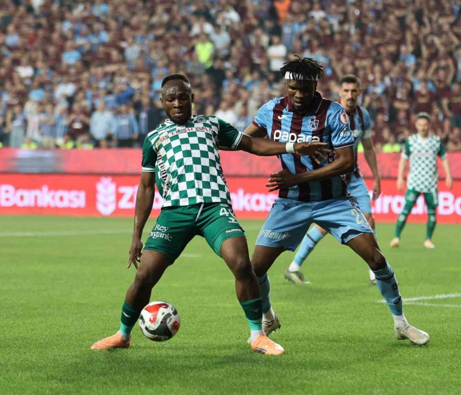 Ziraat Türkiye Kupası: Trabzonspor: 1 - Konyaspor 0 (ilk Yarı)