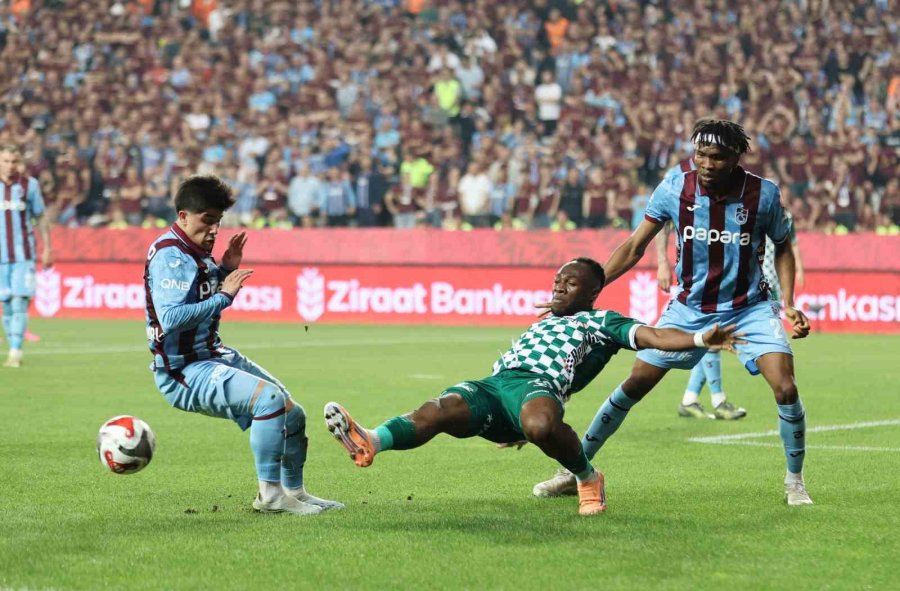 Ziraat Türkiye Kupası: Trabzonspor: 1 - Konyaspor 0 (ilk Yarı)