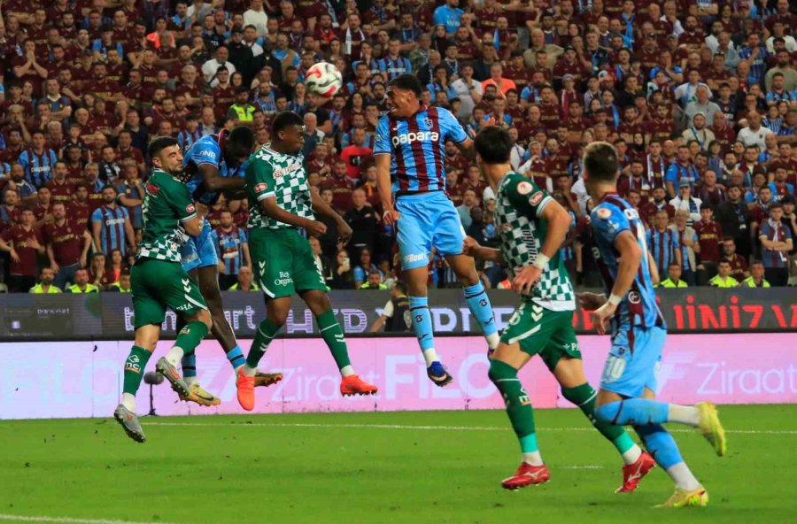 Ziraat Türkiye Kupası: Trabzonspor: 1 - Konyaspor 0 (ilk Yarı)