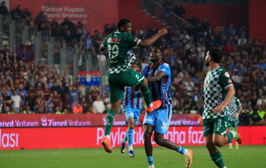 Ziraat Türkiye Kupası: Trabzonspor: 1 - Konyaspor 0 (ilk Yarı)