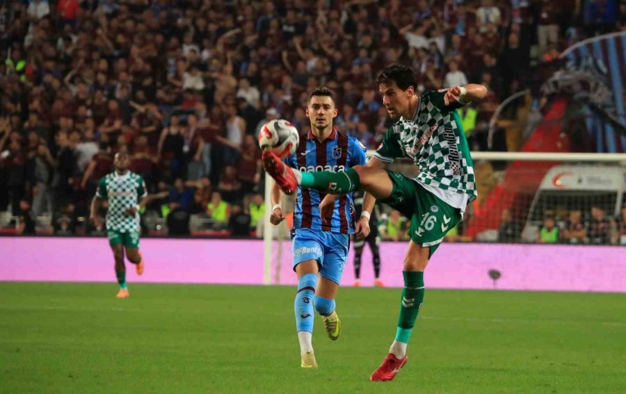 Ziraat Türkiye Kupası: Trabzonspor: 1 - Konyaspor 0 (ilk Yarı)