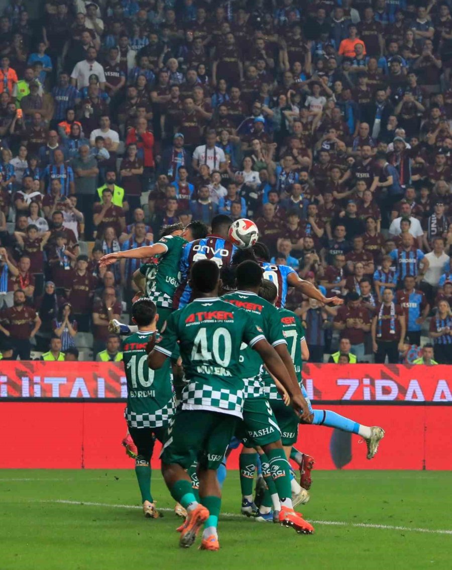 Ziraat Türkiye Kupası: Trabzonspor: 1 - Konyaspor 0 (ilk Yarı)