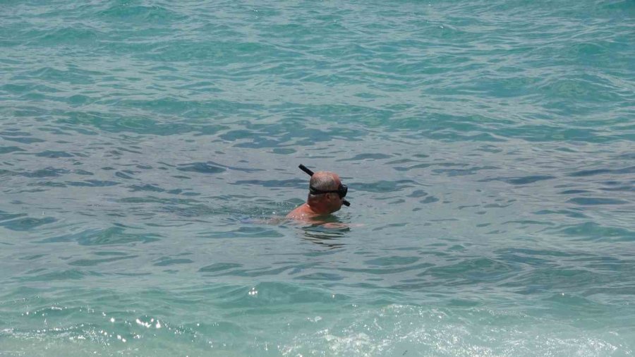 Alanya Sahillerinde Bayram Yoğunluğu