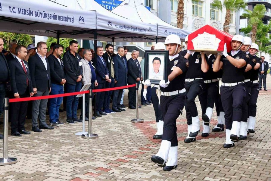 Kalp Krizine Yenilen Komiserin Naaşı Memleketi Diyarbakır’a Gönderildi