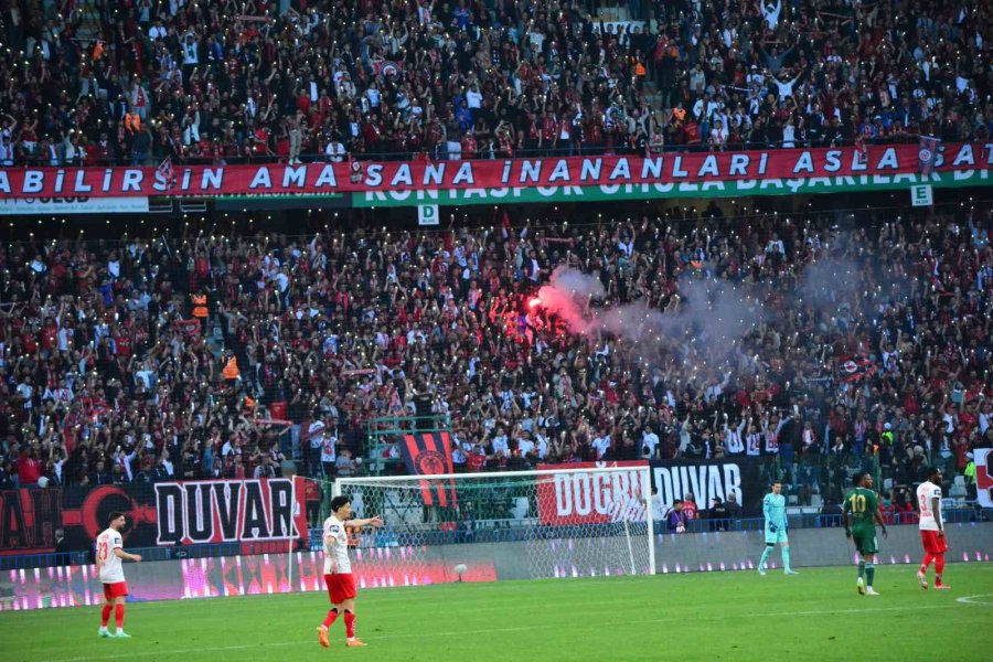 Trendyol 1. Lig Play-off Final: Esenler Erokspor: 0 - Çorum Fk: 1 (ilk Yarı)