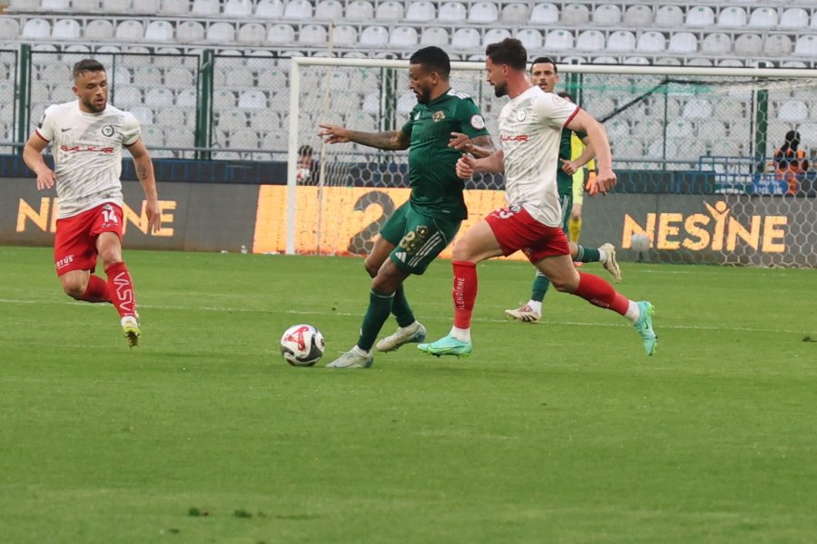 Trendyol 1. Lig Play-off Final: Esenler Erokspor: 0 - Çorum Fk: 1 (ilk Yarı)
