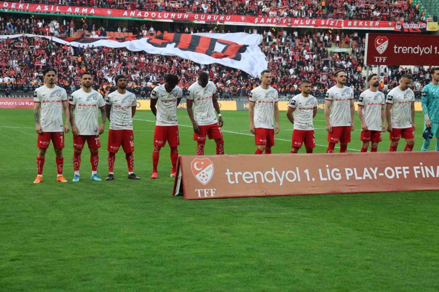 Trendyol 1. Lig Play-off Final: Esenler Erokspor: 0 - Çorum Fk: 1 (ilk Yarı)