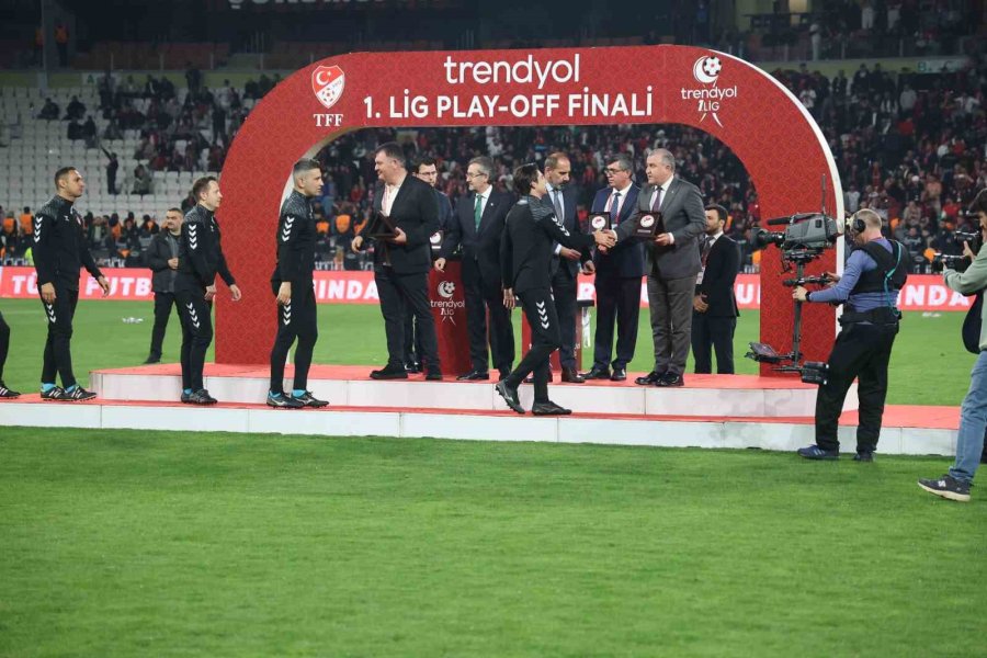 Trendyol 1. Lig Play-off Şampiyonu Çorum Fk Kupasına Kavuştu