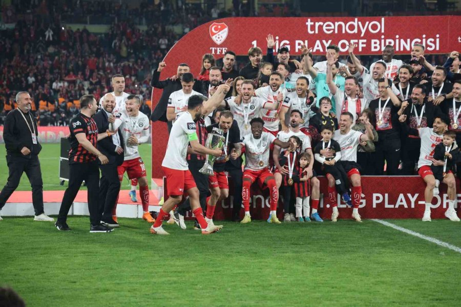 Trendyol 1. Lig Play-off Şampiyonu Çorum Fk Kupasına Kavuştu