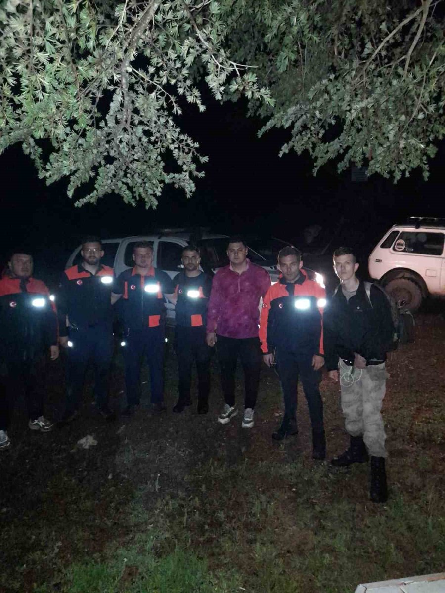 Yaylada Mahsur Kalan 3 Kişi Kurtarıldı