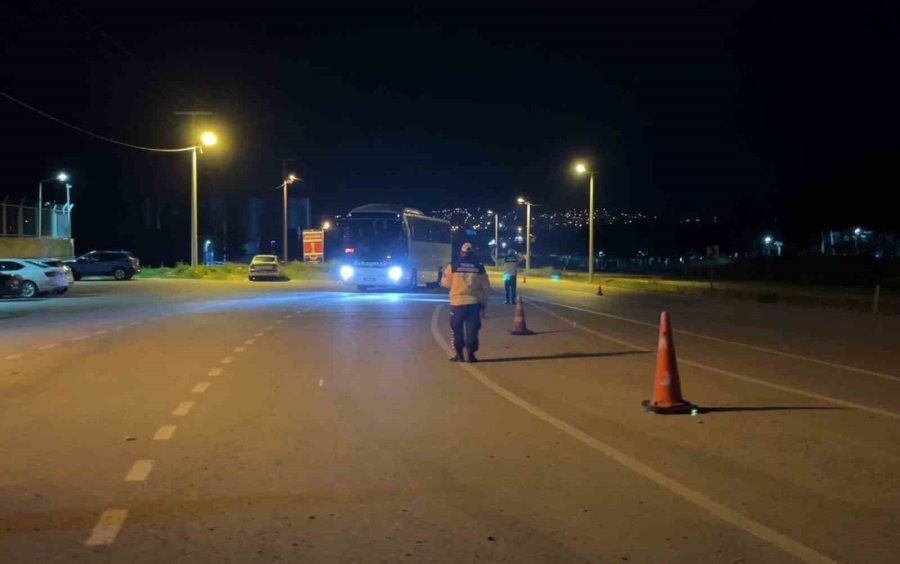 Sivil Trafik Jandarmaları Şehirlerarası Otobüslerde