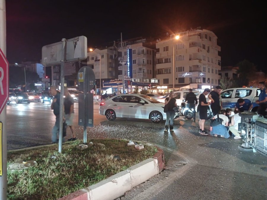 Kırmızı Işık İhlali Kazayı Beraberinde Getirdi