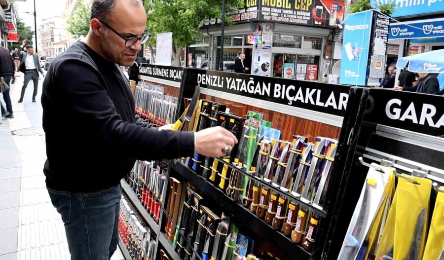 Aksaray’da Bıçakçıların Kurban Mesaisi
