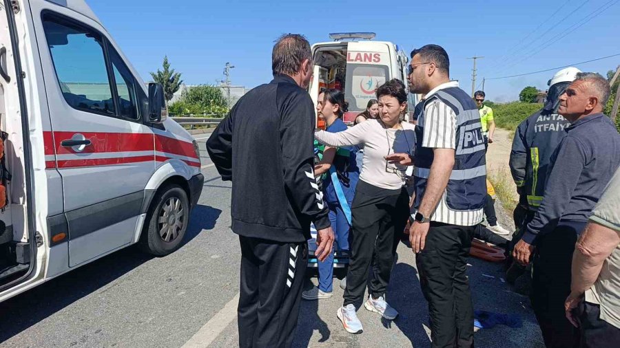 Futbolcu Furkan Perker Bayram Tatili Yolunda Ailesiyle Kaza Geçirdi: 5 Yaralı