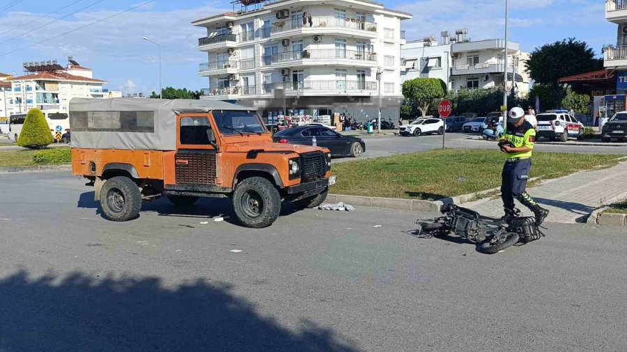 Kazadan Yaralı Kurtulan Sürücüye Araca Plaka Takmamaktan 46 Bin Tl Ceza