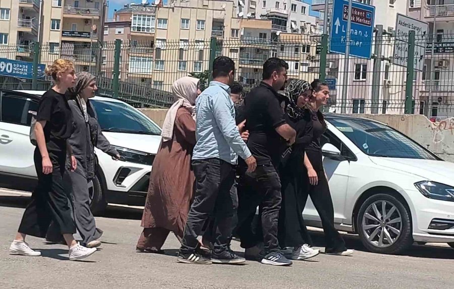 Bayram Ziyaretinden Dönen 16 Yaşındaki Çocuğun Hayatını Kaybettiği Kazanın Güvenlik Kamerası Ortaya Çıktı