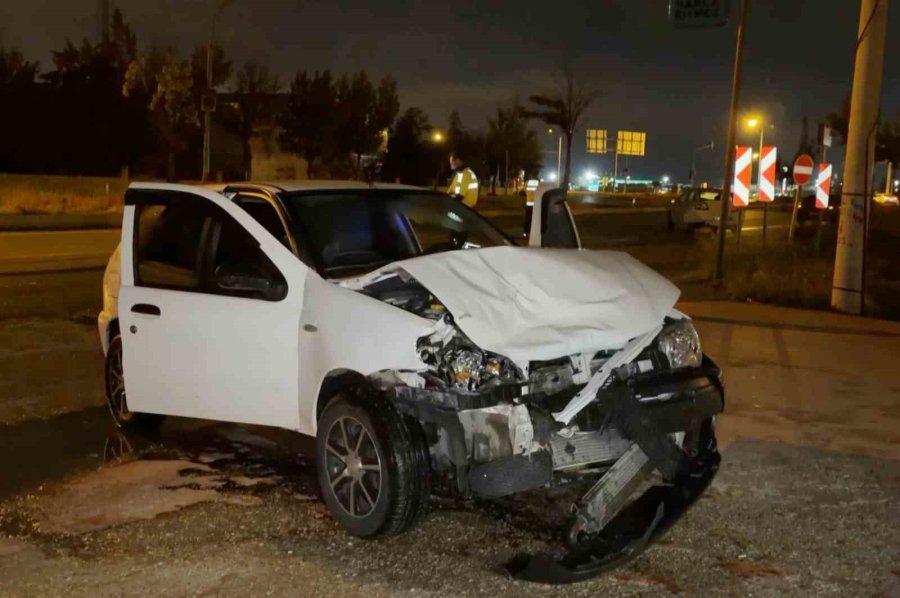 Alkol Alıp Kaza Yaptı, Her Şeyi Unuttu Ama Eşini Unutmadı