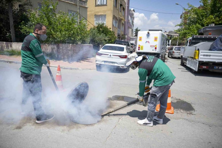 Mersin’de Kurban Kesim Alanlarında Bayram Temizliği