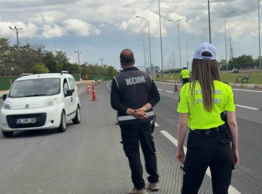 Aksaray’da Bayram Tatilinin Son Gününde Yoğun Denetim