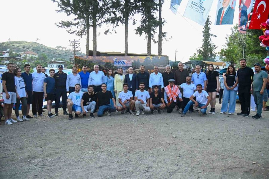 Köy Survivor’da 5 Yıldızlı Tatil İçin Kıyasıya Yarıştılar