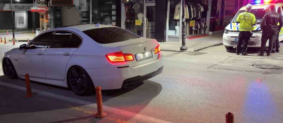 Alkolmetreye Üflemedi, 352 Bin Lira Ceza Kesilip 5 Yıl Ehliyetine El Konuldu
