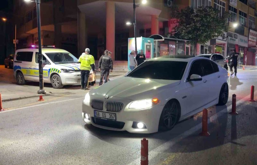 Alkolmetreye Üflemedi, 352 Bin Lira Ceza Kesilip 5 Yıl Ehliyetine El Konuldu