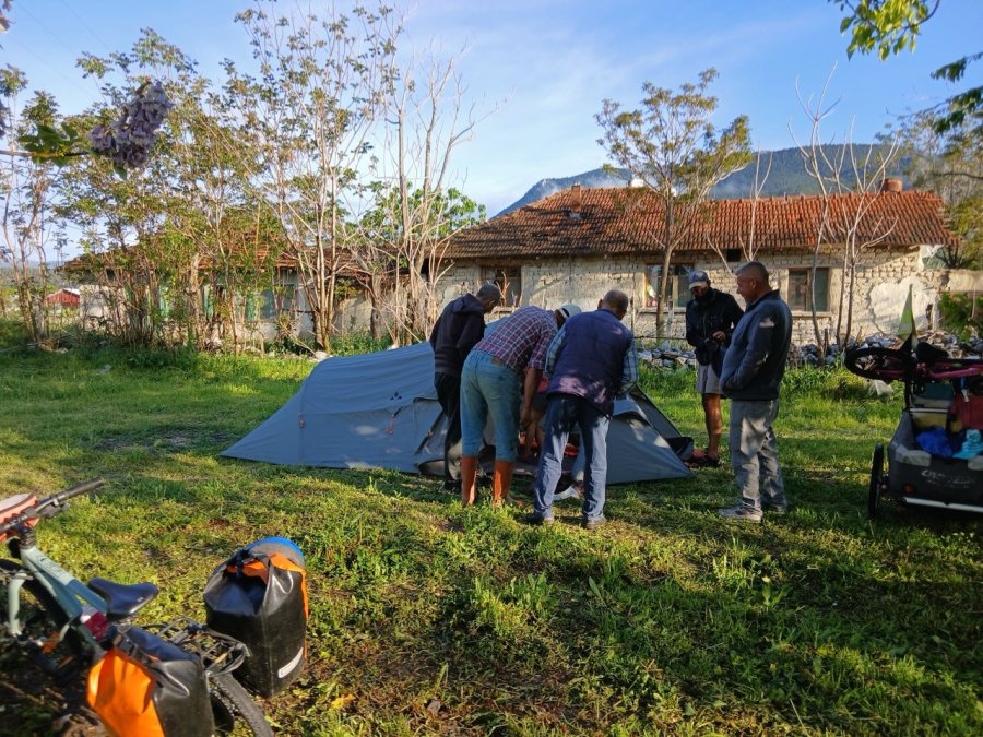 Fransız Aile, Bisikletle Dünya Turu Kapsamında Konya’ya Ulaştı