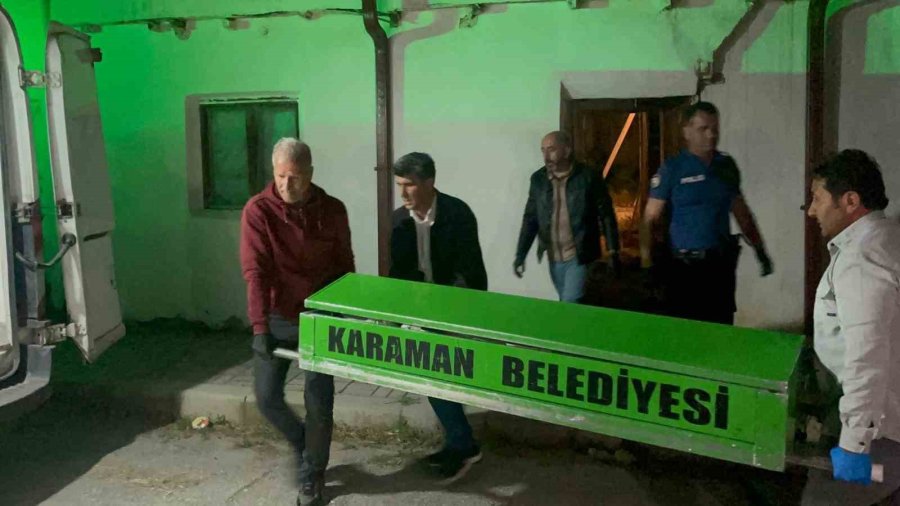 Yaşlı Adam Evinde Ölmüş Halde Bulundu