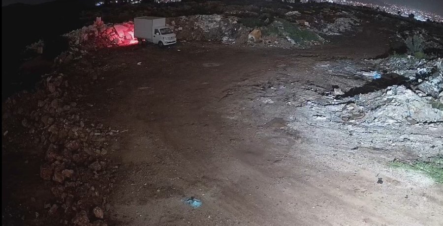 Çevreyi Kirletenler Fotokapan Kamerasına Böyle Yakalandı