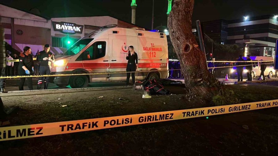 Mersin’de 4 Kişinin Öldüğü Kazada Aracın 149 Kilometre Hızla Seyretti Tespit Edildi