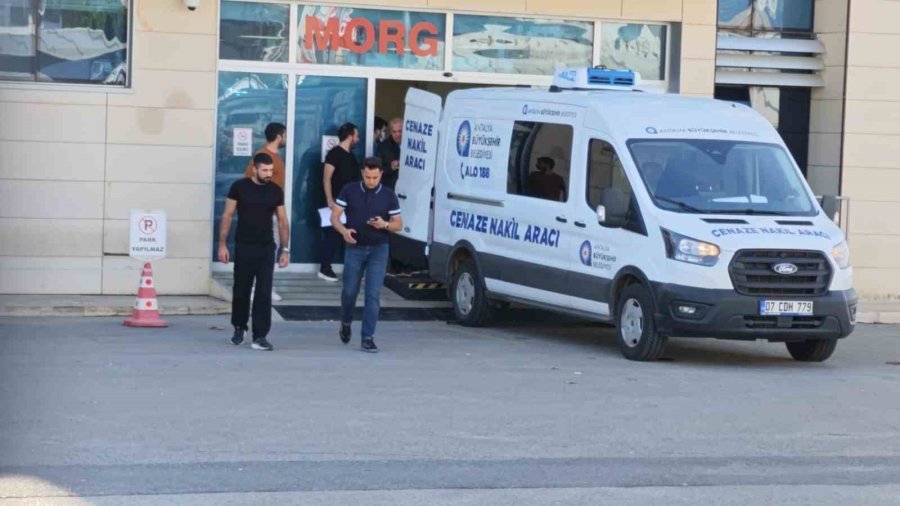"müşteriler Rahatsız Oluyor" Uyarısının Sonu Ölüm Oldu