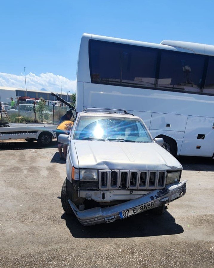 Takılan Gaz Pedalı Ortalığı Savaş Alanına Çevirdi
