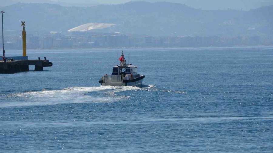 Alanya’ya Lüks Kruvaziyer İle Bin 767 Turist Geldi