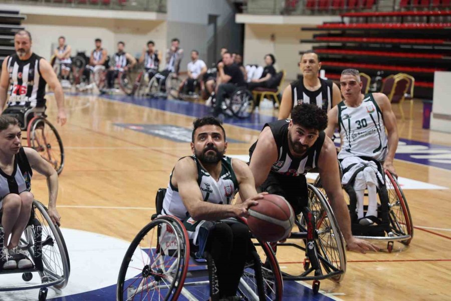 Beşiktaş Tekerlekli Sandalye Basketbol Takımı, Tekerlekli Sandalye Basketbol Süper Ligi’nde Yarı Finalde