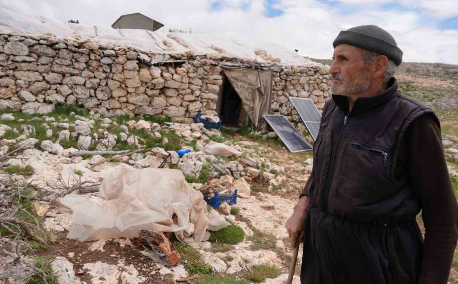Torosların Zirvesinde Yörükler, Güneş Panelleriyle Enerjiye Kavuşuyor